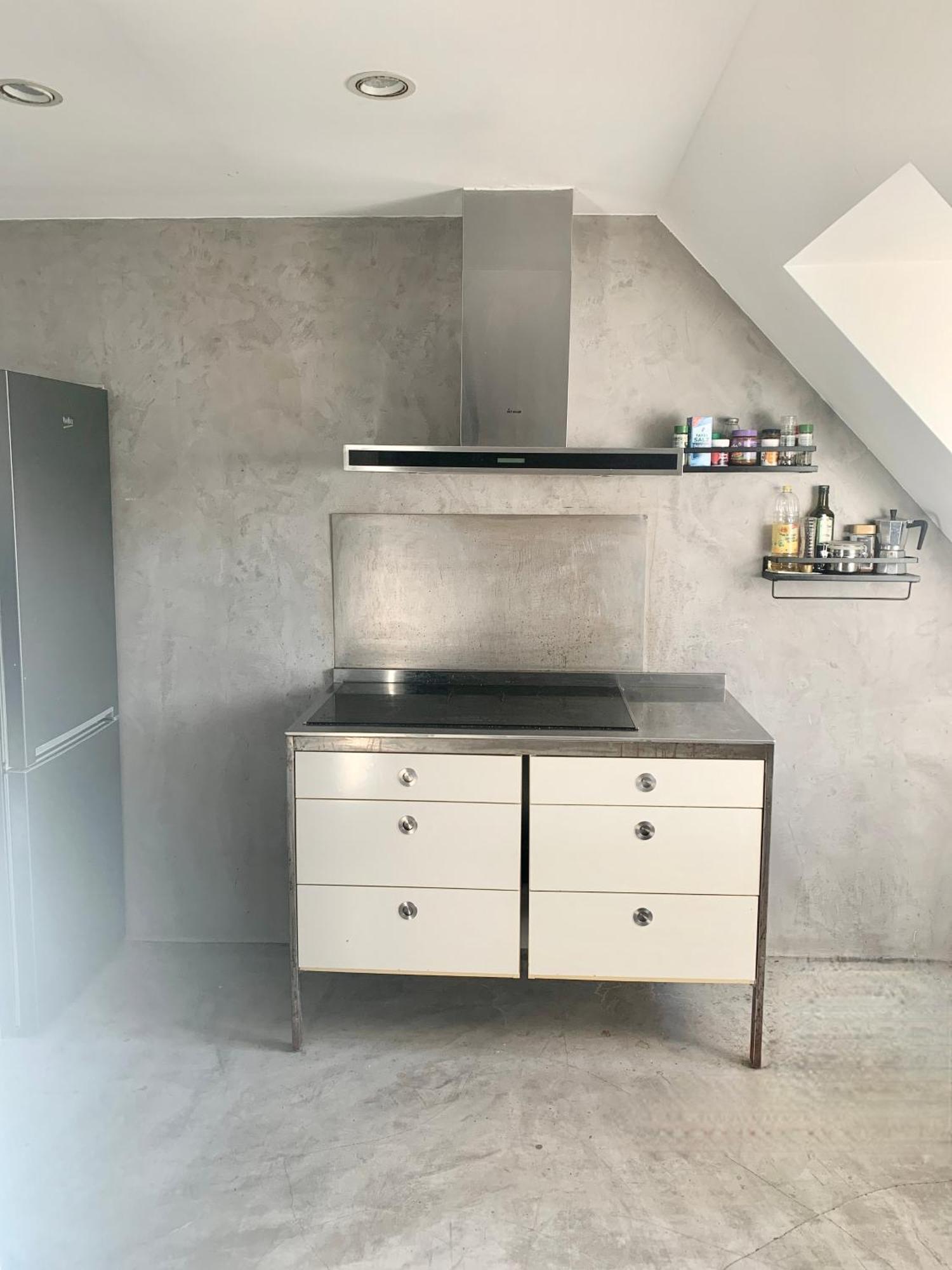 Schoene Dachgeschoss-maisonette Appartement *
