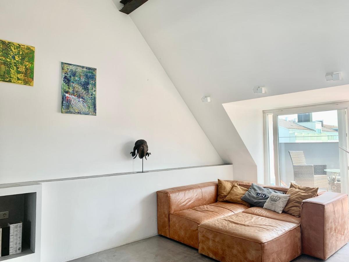 Apartment Schoene Dachgeschoss-maisonette Munich