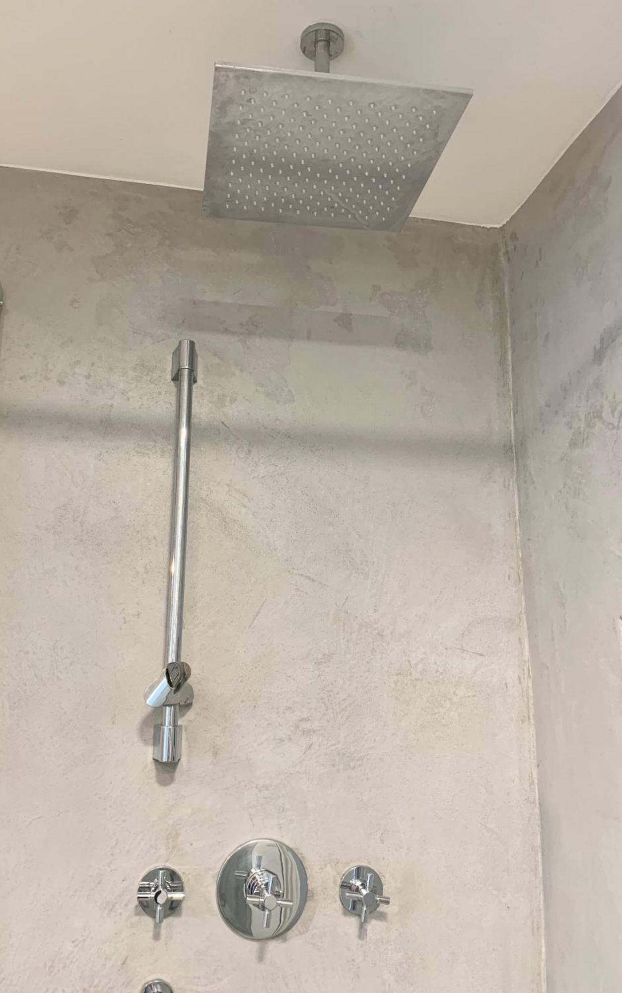 Schoene Dachgeschoss-maisonette Munich