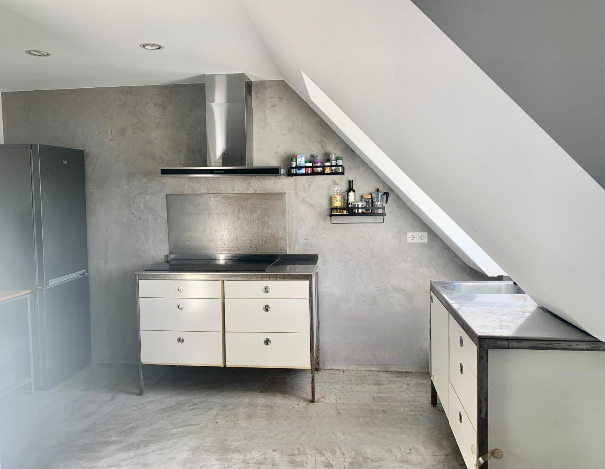 Schoene Dachgeschoss-maisonette Apartment *