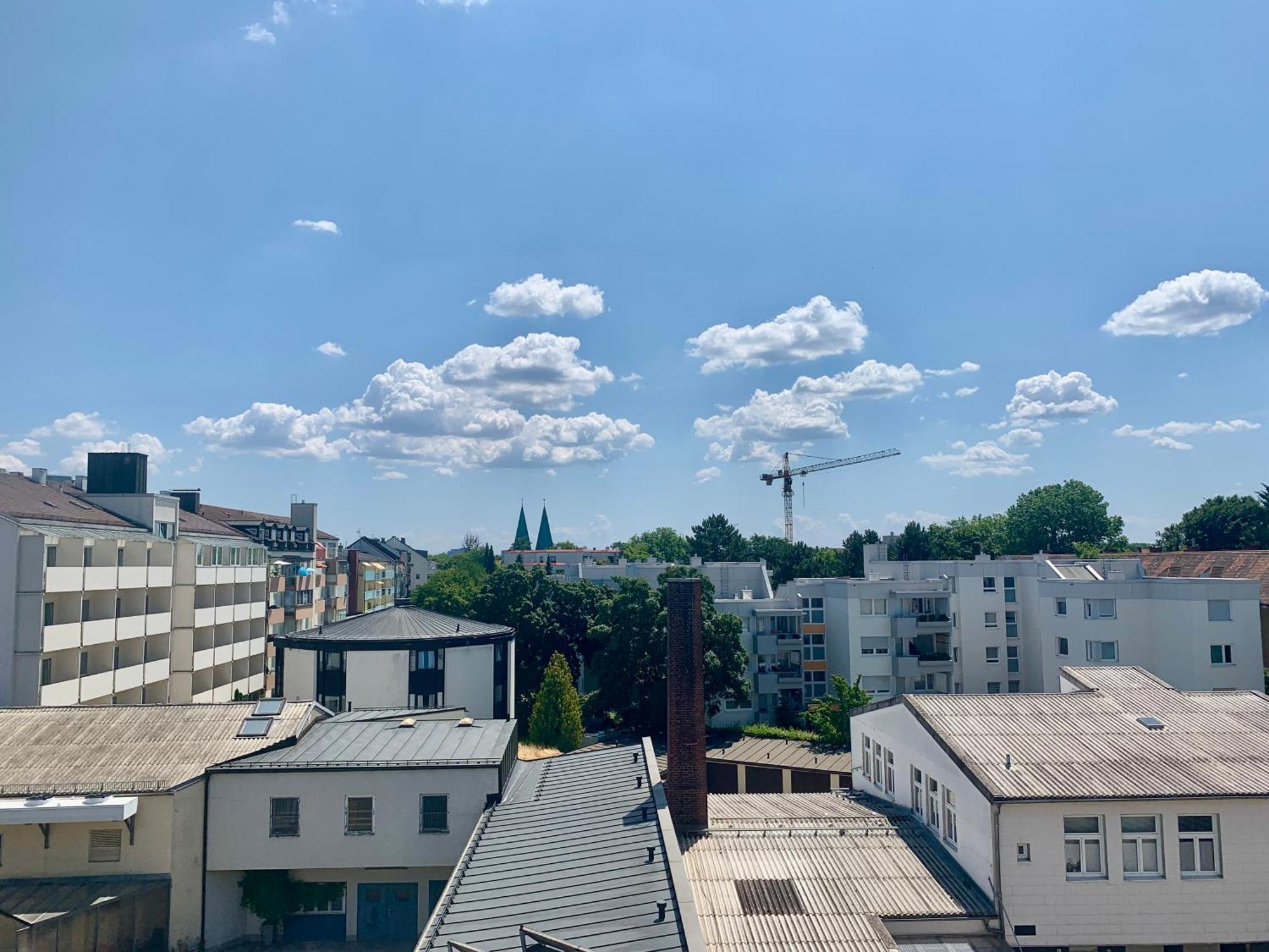 Schoene Dachgeschoss-maisonette Apartment Munich